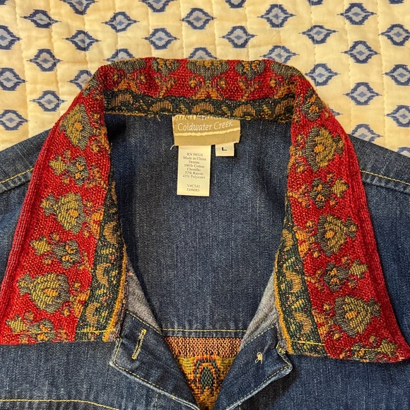 Coldwater Creek Blue Denim Jacket with Red Gold printed Tapestry Large - Picture 3 of 9